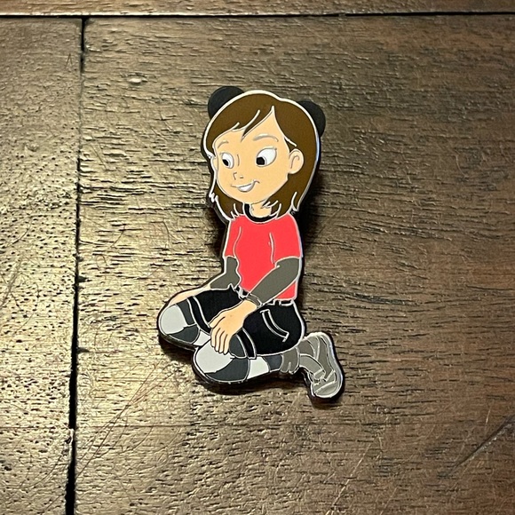 Official Disney Penny Bolt Dog Owner Kneeling Pin 2014 - Picture 1 of 3